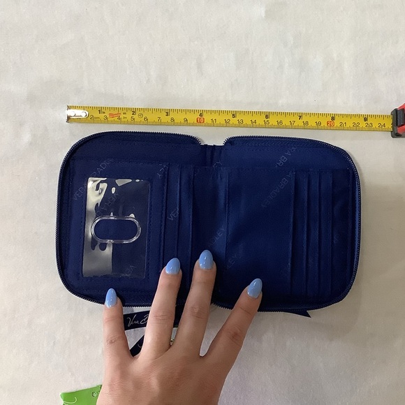 NWT Vera Bradley Petite Zip Wallet- Petal Splash - Picture 5 of 5